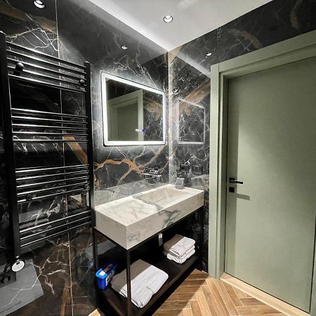 Queens Luxury Apartments Τίρανα Εξωτερικό φωτογραφία