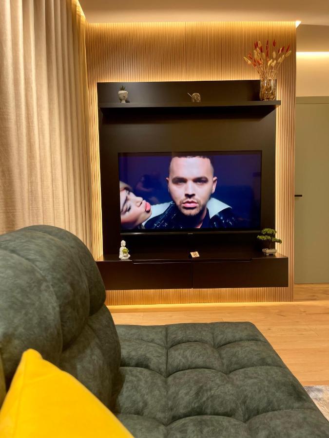 Queens Luxury Apartments Τίρανα Εξωτερικό φωτογραφία