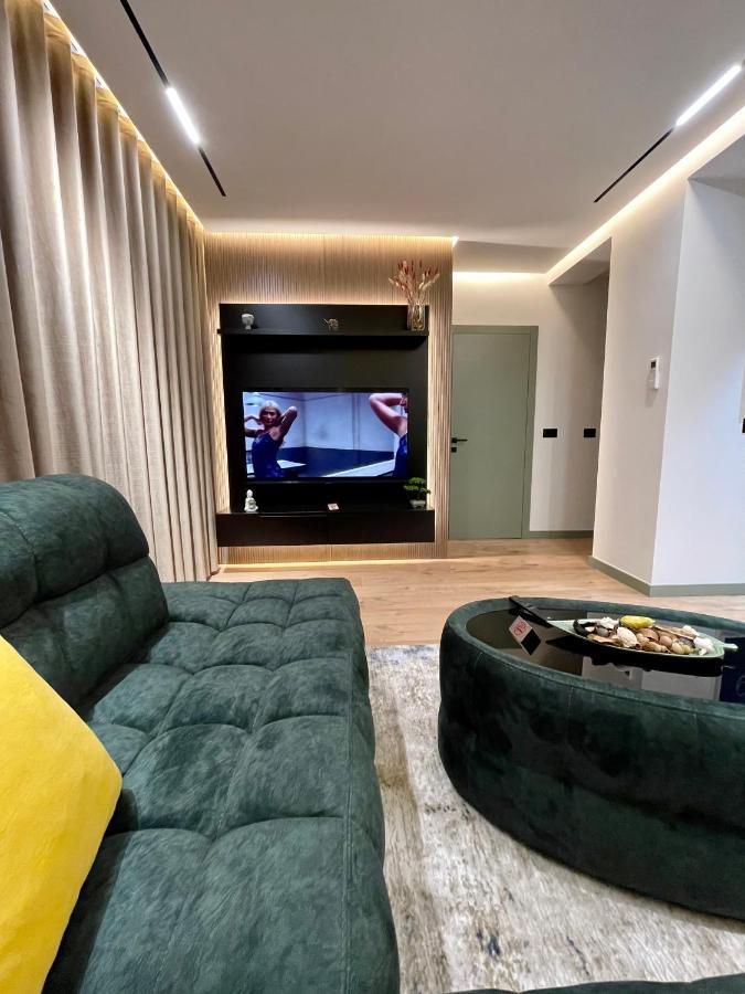 Queens Luxury Apartments Τίρανα Εξωτερικό φωτογραφία