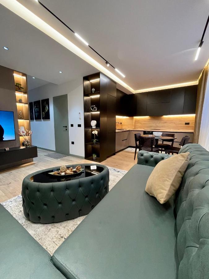 Queens Luxury Apartments Τίρανα Εξωτερικό φωτογραφία