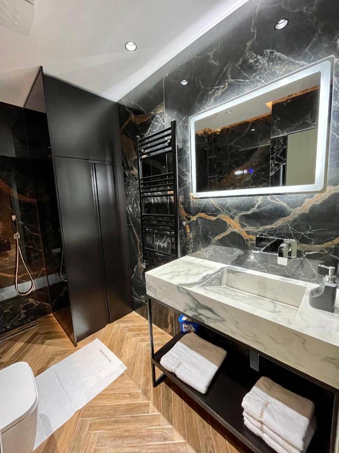 Queens Luxury Apartments Τίρανα Εξωτερικό φωτογραφία